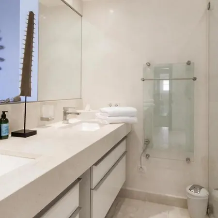 Pinet Maison De Luxury Ferienhaus *