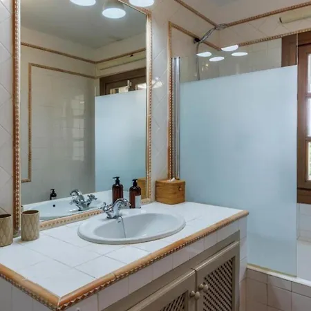 Pinet Maison De Luxury Ferienhaus *